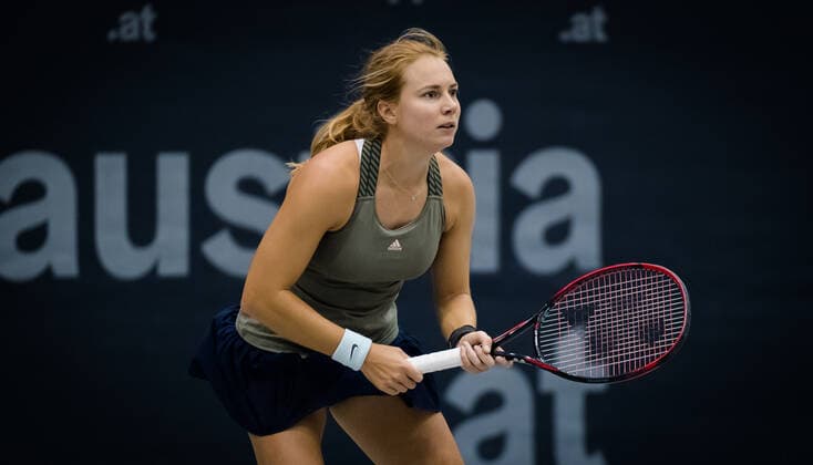 November 8, 2020, Linz, AUSTRIA: Stefanie Voegele of Switzerland in action during the second qualifications round at the 2020 Upper Austria Ladies Linz WTA, Tennis Damen International tennis tournament against Lesley Pattinama Kerkhove of the Netherlands Linz AUSTRIA - ZUMAa181 20201108_zaa_a181_227 Copyright: xRobxPrangex