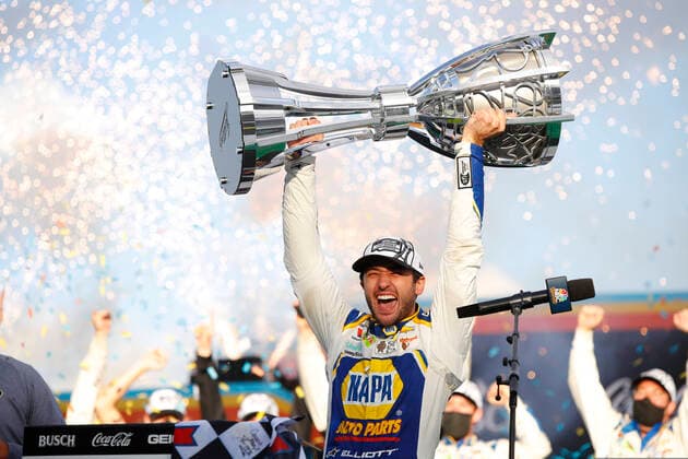 Bilder des Jahres 2020, Sport 11 November Sport Themen der Woche KW45 November 8, 2020, Avondale, Arizona, USA: Chase Elliott (9) wins the NASCAR, Motorsport, USA Cup Series Championship at Phoenix Raceway in Avondale, Arizona. Avondale USA - ZUMAa161 20201108_zaa_a161_085 Copyright: xStephenxA.xArcex