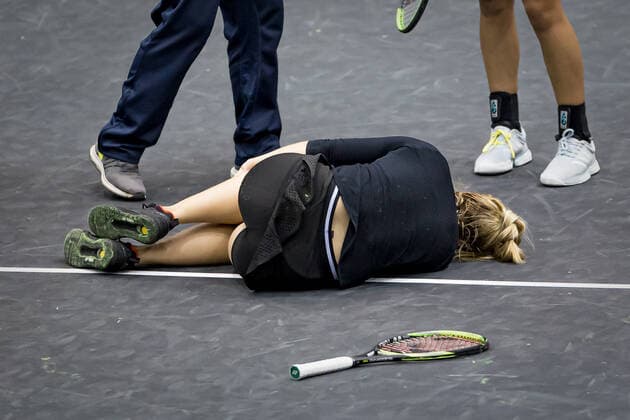 TENNIS - WTA, Tennis Damen Upper Austria Ladies Linz LINZ,AUSTRIA,09.NOV.20 - TENNIS - WTA Tour, Upper Austria Ladies Linz. Image shows Sabine Lisicki (GER). keywords: injury. GEPAxpictures xManfredxBinder