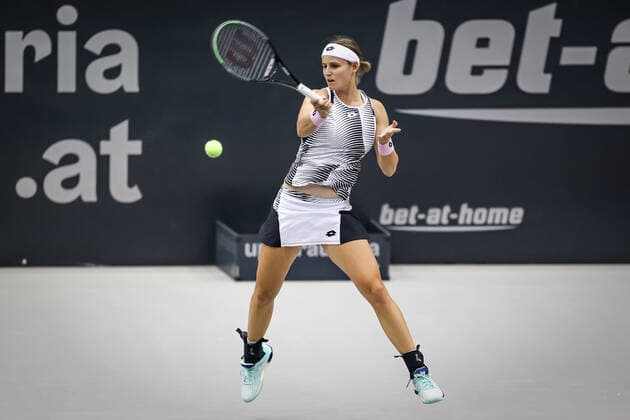 TENNIS - WTA, Tennis Damen Upper Austria Ladies Linz LINZ,AUSTRIA,09.NOV.20 - TENNIS - WTA Tour, Upper Austria Ladies Linz. Image shows Greet Minnen (BEL). GEPAxpictures xManfredxBinder