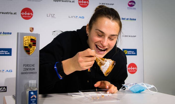 Bilder des Jahres 2020, Sport 11 November Sport Themen der Woche KW46 Sport Bilder des Tages November 9, 2020, Linz, AUSTRIA: Aryna Sabalenka of Belarus talks to the media at the 2020 Upper Austria Ladies Linz WTA, Tennis Damen International tennis tournament Linz AUSTRIA - ZUMAa181 20201109_zaa_a181_046 Copyright: xRobxPrangex