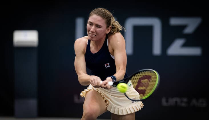 November 9, 2020, Linz, AUSTRIA: Ekaterina Alexandrova of Russia in action during the first round at the 2020 Upper Austria Ladies Linz WTA, Tennis Damen International tennis tournament against Katerina Siniakova of the Czech Republic Linz AUSTRIA - ZUMAa181 20201109_zaa_a181_063 Copyright: xRobxPrangex