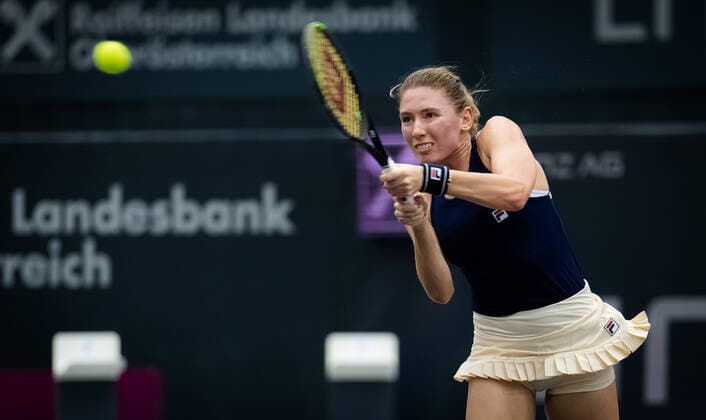November 9, 2020, Linz, AUSTRIA: Ekaterina Alexandrova of Russia in action during the first round at the 2020 Upper Austria Ladies Linz WTA, Tennis Damen International tennis tournament against Katerina Siniakova of the Czech Republic Linz AUSTRIA - ZUMAa181 20201109_zaa_a181_067 Copyright: xRobxPrangex