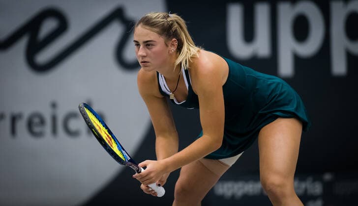 November 10, 2020, Linz, AUSTRIA: Marta Kostyuk of Russia in action during the first round at the 2020 Upper Austria Ladies Linz WTA, Tennis Damen International tennis tournament against Vera Zvonareva of Russia Linz AUSTRIA - ZUMAa181 20201110_zaa_a181_175 Copyright: xRobxPrangex