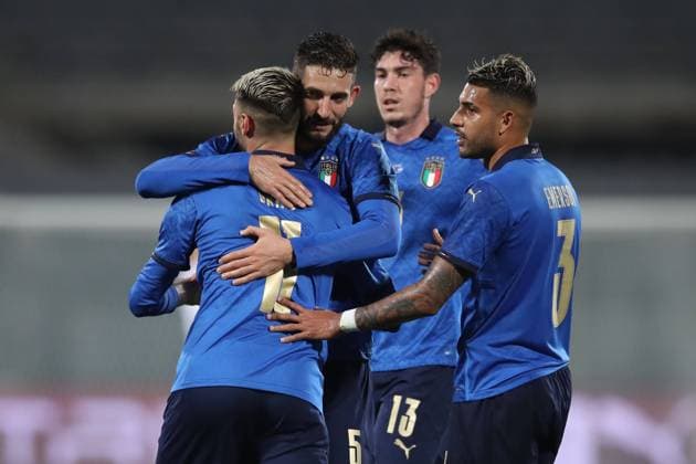 Vincenzo Grifo of Italy celebrates with team mates after scoring to give the side a 1-0 lead during the International Friendly, Länderspiel, Nationalmannschaft match at Stadio Artemio Franchi, Florence. Picture date: 11th November 2020. Picture credit should read: Jonathan Moscrop Sportimage EDITORIAL USE ONLY. No use with unauthorised audio, video, data, fixture lists, club league logos or live services. Online in-match use limited to 120 images, no video emulation. No use in betting, games or single club league player publications. SPI-0747-0003