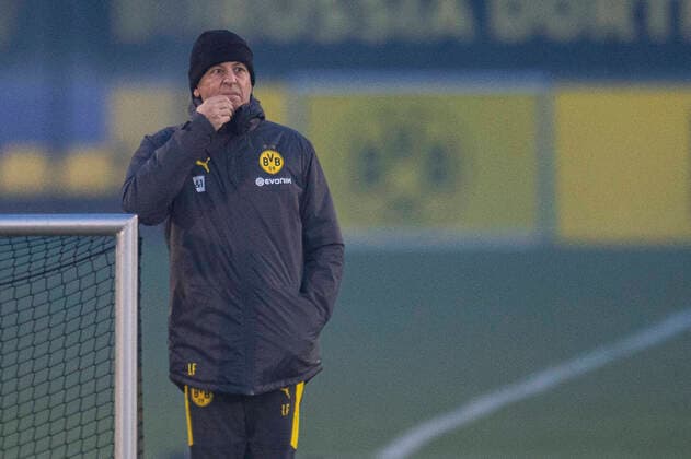 Football 1 Bundesliga, season 2020 2021, training of Borussia Dortmund on 11 11 2020 in Dortmund Brackel North Rhine-Westphalia Lucien Favre Trainer Dortmund Copyright: xNoahxWedel Kirchner-Mediax