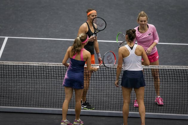 TENNIS - WTA, Tennis Damen Upper Austria Ladies Linz LINZ,AUSTRIA,13.NOV.20 - TENNIS - WTA Tour, Upper Austria Ladies Linz. Image shows Lucie Hradecka, Katerina Siniakova (CZE), Irina Bara (ROU) and Sara Sorribes Tormo (ESP). GEPAxpictures xManfredxBinder