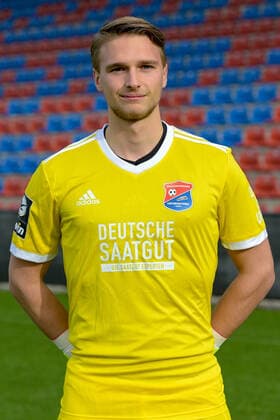 Lino Volkmer SpVgg Unterhaching 3 League, portrait xslx