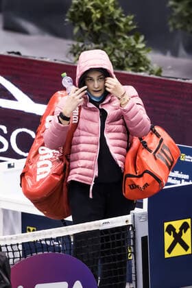 TENNIS - WTA, Tennis Damen Upper Austria Ladies Linz LINZ,AUSTRIA,14.NOV.20 - TENNIS - WTA Tour, Upper Austria Ladies Linz. Image shows Aryna Sabalenka (BLR) during the training. GEPAxpictures xManfredxBinder