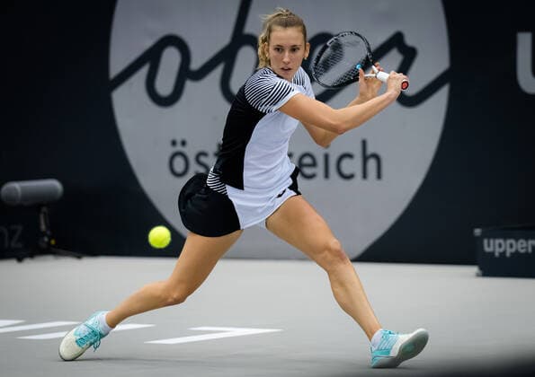 November 14, 2020, Linz, AUSTRIA: Elise Mertens of Belgium in action during the semi-final of the 2020 Upper Austria Ladies Linz WTA, Tennis Damen International tennis tournament against Ekaterina Alexandrova of Russia Linz AUSTRIA - ZUMAa181 20201114_zaa_a181_013 Copyright: xRobxPrangex