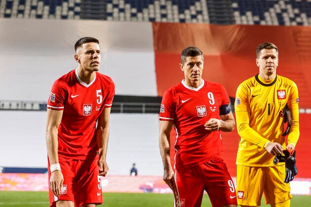 15.11.2020 REGIO EMILA, WLOCHY (REGIO EMILIA, ITALY) STADION CITTA DEL TRICOLORE PILKA NOZNA (FOOTBALL) LIGA NARODOW UEFA ( UEFA NATIONAL LEAGUE ) MECZ WLOCHY - POLSKA ( GAME ITALY - POLAND ) NZ JAN BEDNAREK, ROBERT LEWANDOWSKI, WOJCIECH SZCZESNY FOTO LUKASZ GROCHALA CYFRASPORT NEWSPIX.PL --- Newspix.pl  20201115CSLG0049