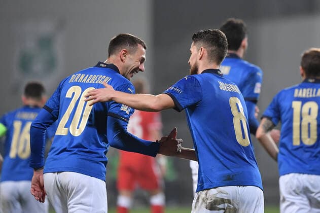 Jorginho of Italy celebrates after scoring a goal on penalty with Federico Bernardeschi during the Uefa Nation League Group Stage A1 football match between Italy and Poland at Citta del Tricolore Stadium in Reggio Emilia (Italy), November, 15, 2020. Photo Andrea Staccioli Insidefoto andreaxstaccioli