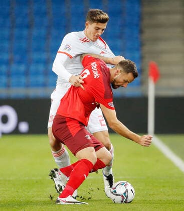 Photo Manuel Geisser 14 11 2020 Basel St Jakob Park Basel Season 2020 2021 Men Football Nations League Switzerland Spain Haris Seferovic Switzerland against Pau Torres Spain