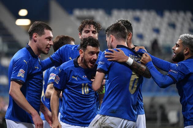Jorginho of Italy celebrates after scoring a goal on penalty with Florenzi during the Uefa Nation League Group Stage A1 football match between Italy and Poland at Citta del Tricolore Stadium in Reggio Emilia (Italy), November, 15, 2020. Photo Andrea Staccioli Insidefoto andreaxstaccioli