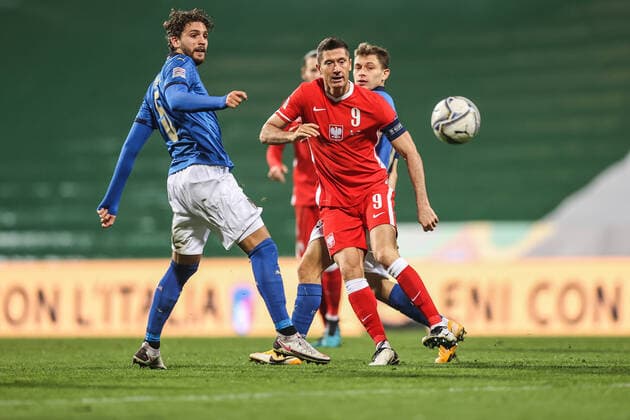 15.11.2020 REGIO EMILA, WLOCHY (REGIO EMILIA, ITALY) STADION CITTA DEL TRICOLORE PILKA NOZNA (FOOTBALL) LIGA NARODOW UEFA ( UEFA NATIONAL LEAGUE ) MECZ WLOCHY - POLSKA ( GAME ITALY - POLAND ) NZ ROBERT LEWANDOWSKI FOTO LUKASZ GROCHALA CYFRASPORT NEWSPIX.PL --- Newspix.pl  20201115CSLG0070