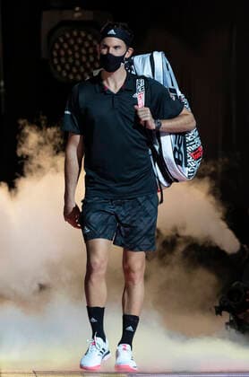 (201116) -- LONDON, Nov. 16, 2020 -- Dominic Thiem of Austria enters the court before the singles group match against Stefanos Tsitsipas of Greece at the ATP, Tennis Herren World Tour Finals 2020 in London, Britain, on Nov. 15, 2020. ) (SP) BRITAIN-LONDON-TENNIS-ATP FINAL-DAY 1 HanxYan 