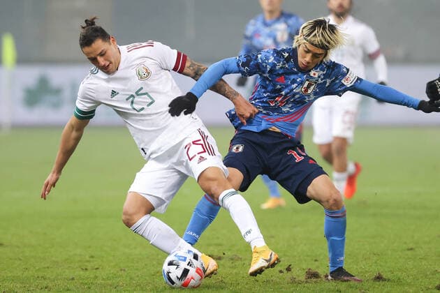 SOCCER - JPN vs MEX, test match GRAZ,AUSTRIA,17.NOV.20 - SOCCER - international match, Länderspiel, Nationalmannschaft Japan vs Mexico, test match. Image shows Jorge Sanchez (MEX) and Junya Ito (JPN). GEPAxpictures xChristianxWalgram