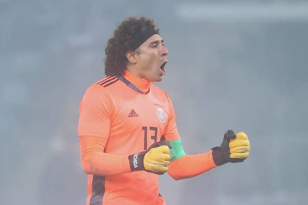 SOCCER - JPN vs MEX, test match GRAZ,AUSTRIA,17.NOV.20 - SOCCER - international match, Länderspiel, Nationalmannschaft Japan vs Mexico, test match. Image shows the rejoicing of Guillermo Ochoa (MEX). GEPAxpictures xChristianxWalgram
