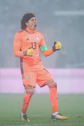 SOCCER - JPN vs MEX, test match GRAZ,AUSTRIA,17.NOV.20 - SOCCER - international match, Länderspiel, Nationalmannschaft Japan vs Mexico, test match. Image shows the rejoicing of Guillermo Ochoa (MEX). GEPAxpictures xChristianxWalgram