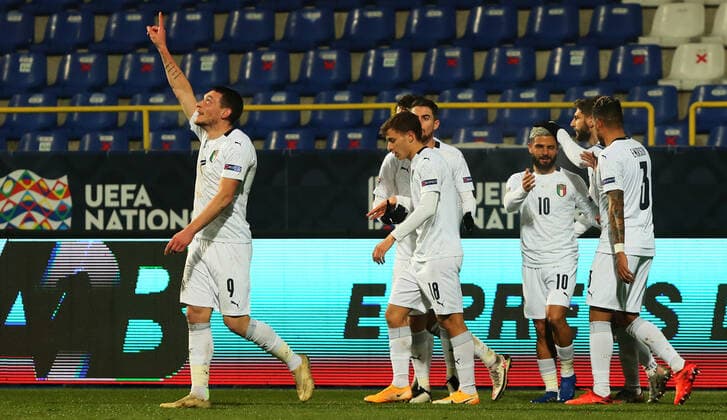 18.11.2020 Sarajevo Bosnia and Herzegodina-Italy Nations League men s football Andrea Belotti(L) Italy celebrate scored goal beside Nicolo Barella(2L),Lorenzo Insigne(3L) :Str 