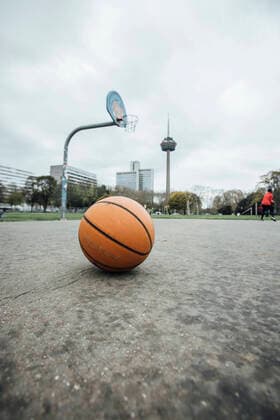 Cologne, 13 11 2020 Feature Street Basketball at Nike Court