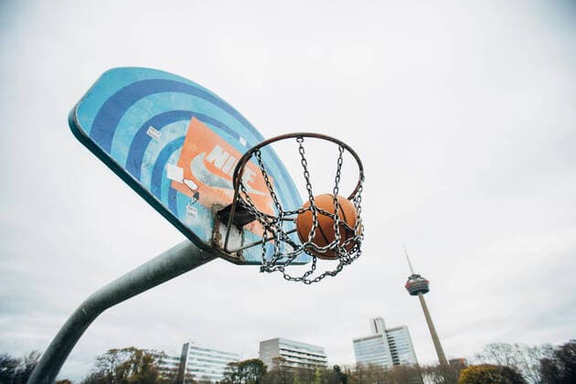 Cologne, 13 11 2020 Feature Street Basketball at Nike Court