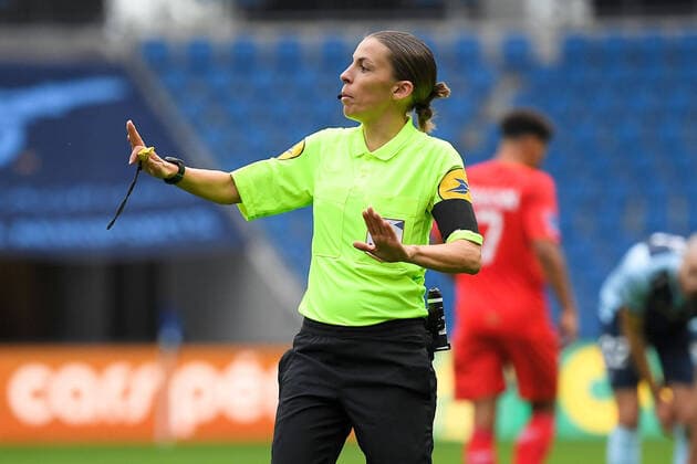 STEPHANIE FRAPPART (ARBITRE) FOOTBALL : Le Havre vs Caen - Ligue 2 BKT - 21 11 2020 FEP Panoramic 