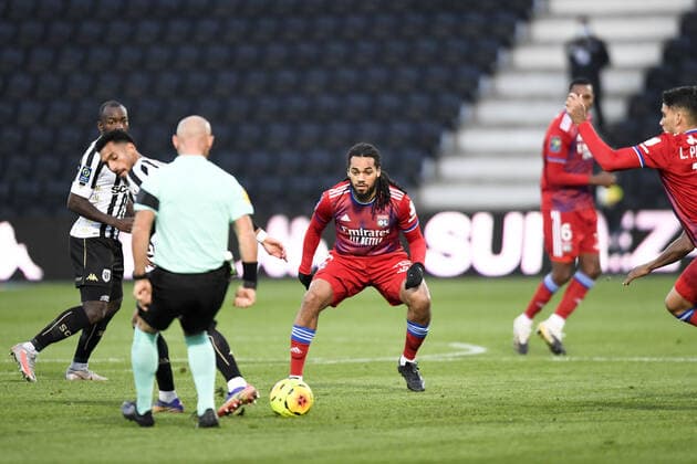 05 JASON DENAYER (OL) FOOTBALL : Angers vs Lyon - Ligue 1 Uber Eats - 22 11 2020 FEP Panoramic 