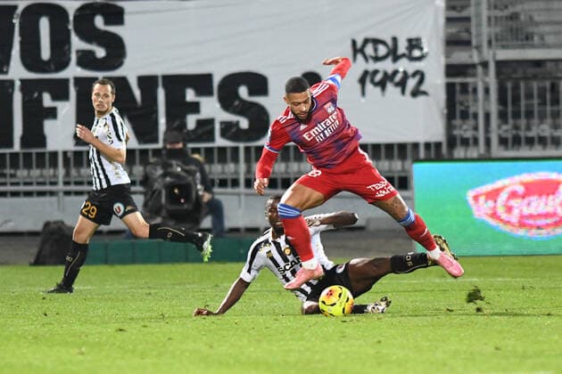 8 - Houssem AOUAR (Olympique Lyonnais) FOOTBALL : Angers SCO vs Olympique Lyonnais - Ligue 1 Uber Eats - 22 11 2020 RonanHoussin Panoramic 