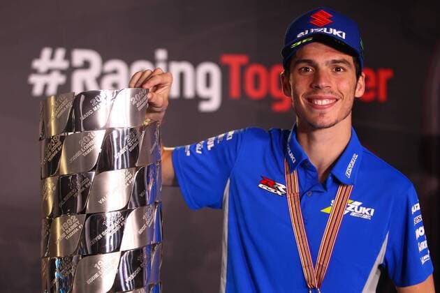 Bilder des Jahres 2020, Sport 11 November Sport Themen der Woche KW47 Sport Bilder des Tages 2020 FIM MotoGP? Prize Giving: Champions and winners rewarded in Portimao. November 22, 2020 Entrega de premios FIM MotoGP ? 2020: Campeones y ganadores premiados en Portimao, 22 de Noviembre de 2020 Joan Mir POOL MotoGP.com Cordon Press Cordon Press *** 2020 FIM MotoGP? Prize Giving Champions and winners rewarded in Portimao November 22, 2020 FIM MotoGP Awards Ceremony ? 2020 Champions and winners rewarded in Portimao November 22, 2020 Joan Mir POOL MotoGP com Cordon Press  xDavidxClaresx xx