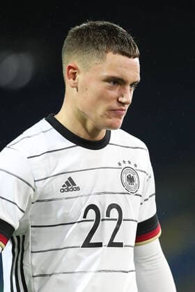 Florian Wirtz Germany,22 U 21 European Championship Qualifier Germany vs. Wales at the Eintracht Stadium in Braunschweig single picture,action,football,man,men,Germany,17 11 2020