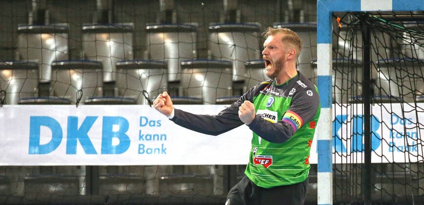 26 11 2020, Germany, Stuttgart, Handball 1 Bundesliga Season 2020 2021, TVB 1898 Stuttgart vs HSG Nordhorn Lingen Johannes Bitter TVB cheers, cheers