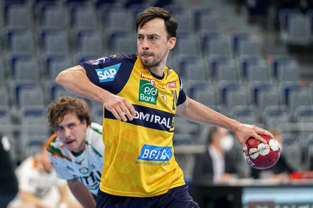 Patrick Groetzki RNL, 24, single picture, action, action, at the seven-meter, 7 meters, penalty throw, game scene, 26 11 2020, Mannheim Germany, Handball, Bundesliga, Rhein Neckar Löwen HSG Wetzlar xozx