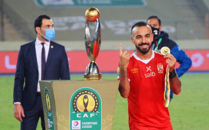 November 28, 2020, Cairo City, Egypt, Palestinian Territory: Players of Egypt s Al Ahly celebrate during the trophy ceremony after the final match of the CAF Champions League in Cairo, Egypt, Nov. 27, 2020 Cairo City Palestinian Territory - ZUMAap3_ 0107167870st Copyright: xYoussefxBaaloushax