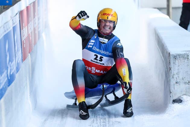 LUGE - FIL WC Innsbruck Igls 2020 INNSBRUCK,AUSTRIA,28.NOV.20 - LUGE - FIL World Cup Igls, artificial track, singles. Image shows the rejoicing of Felix Loch (GER). GEPAxpictures xPatrickxSteiner
