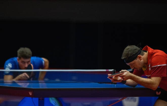 Timo Boll Düsseldorf, re Patrick Franziska Saarbrücken Borussia Düsseldorf 1 FC Saarbrücken TT 29 11 2020, Table Tennis 1 Bundesliga, Men, Season 2020 21 Photo Moritz Müller Only for Editorial use