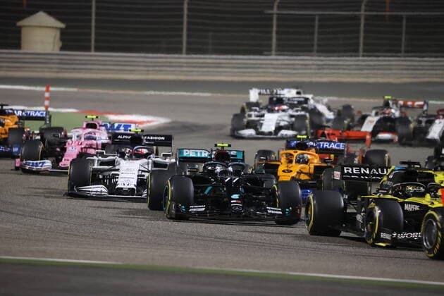 Motorsports FIA Formula One World Championship 2020, Grand Prix of Bahrain, Start, 3 Daniel Ricciardo AUS, Renault DP World F1 Team , 77 Valtteri Bottas FIN, Mercedes AMG Petronas Formula One Team , 10 Pierre Gasly FRA, Scuderia AlphaTauri Honda , 4 Lando Norris GBR, McLaren F1 Team , Sakhir Bahrain