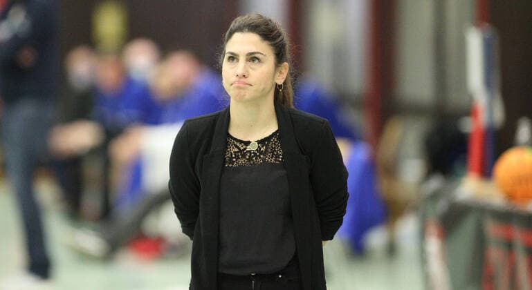 Basketball, ProB BARMER 2 Basketball Bundesliga, catch-up game from 2 matchday, ETV Hamburg EN Baskets Schwelm 59 81 , ETV coach Sükran Gencay Wandsbek Hamburg