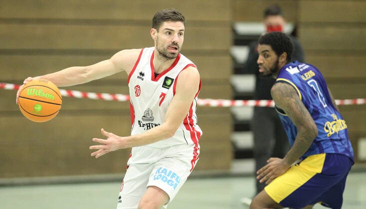 Basketball, ProB BARMER 2 Basketball Bundesliga, catch-up game from 2 matchday, ETV Hamburg EN Baskets Schwelm 59 81 , Vidmantas Uzkuraitis ETV, l , ANELL ALEXIS Wandsbek Hamburg