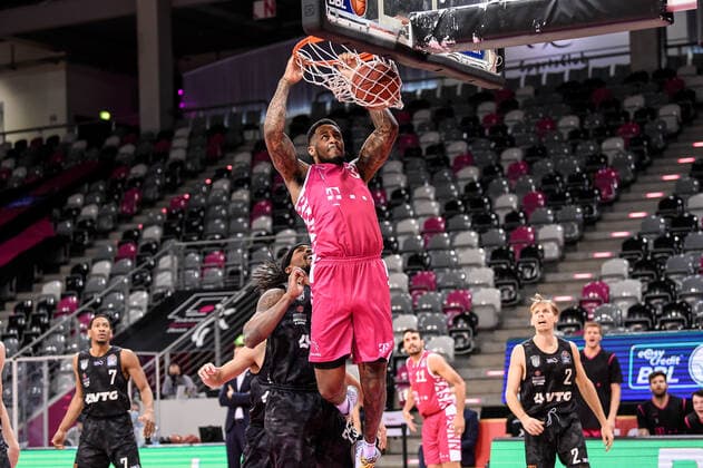 easyCredit BBL, Telekom Baskets Bonn vs Hamburg Towers, 03 12 2020 James Thompson IV Telekom Baskets Bonn 3 , easyCredit BBL, Telekom Baskets Bonn vs Hamburg Towers on 03 12 2020 at the Telekom Dome Bonn, Bonn North Rhine-Westphalia Copyright: xBEAUTIFULxSPORTS Mueller-Laschetx