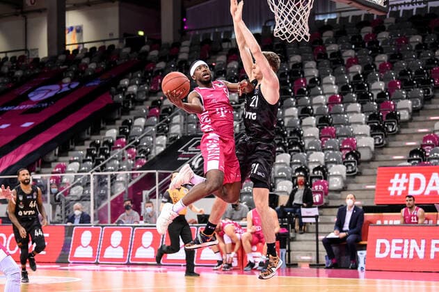 easyCredit BBL, Telekom Baskets Bonn vs Hamburg Towers, 03 12 2020 Josh Hagins Telekom Baskets Bonn 5 , easyCredit BBL, Telekom Baskets Bonn vs Hamburg Towers on 03 12 2020 at the Telekom Dome Bonn, Bonn North Rhine-Westphalia Copyright: xBEAUTIFULxSPORTS Mueller-Laschetx