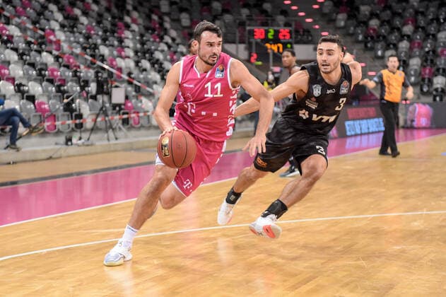 easyCredit BBL, Telekom Baskets Bonn vs Hamburg Towers, 03 12 2020 Anthony DiLeo Telekom Baskets Bonn 11 , Maximilian DiLeo Hamburg Towers 3 , easyCredit BBL, Telekom Baskets Bonn vs Hamburg Towers on 03 12 2020 at the Telekom Dome Bonn, Bonn Nordrhein Westfalen Copyright: xBEAUTIFULxSPORTS Mueller-Laschetx