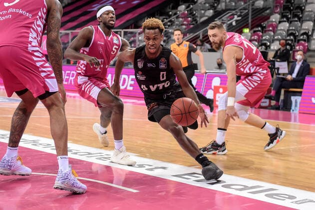 easyCredit BBL, Telekom Baskets Bonn vs Hamburg Towers, 03 12 2020 T J Shorts Hamburg Towers 0 , easyCredit BBL, Telekom Baskets Bonn vs Hamburg Towers on 03 12 2020 at the Telekom Dome Bonn, Bonn North Rhine-Westphalia Copyright: xBEAUTIFULxSPORTS Mueller-Laschetx
