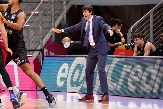 BBL easyCredit Basketball Bundesliga Season 2020 2021 4 Matchday on Thursday, 03 December 2020 at Telekom Dome Telekom Baskets Bonn Hamburg Towers Headcoach Pedro Calles Towers Telekom Baskets Bonn Hamburg Towers