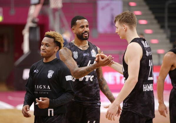 Hamburg Towers Victory vs Telekom Baskets Bonn easyCredit BBL 1 Bundesliga , Season 2020 2021 , 5 Matchday