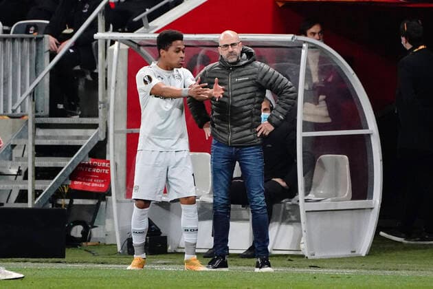 Peter Bosz (entraineur de Bayer Leverkusen) - Wendell (Bayer Leverkusen) FOOTBALL : OGC Nice vs Bayer Leverkusen - Europa Ligue - Nice - 03 12 2020 NorbertScanella PanoramiC 