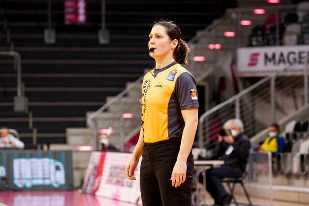 BBL easyCredit Basketball Bundesliga Season 2020 2021 4 Matchday on Thursday, 03 December 2020 at Telekom Dome Telekom Baskets Bonn Hamburg Towers Referee Danjana Rey Telekom Baskets Bonn Hamburg Towers