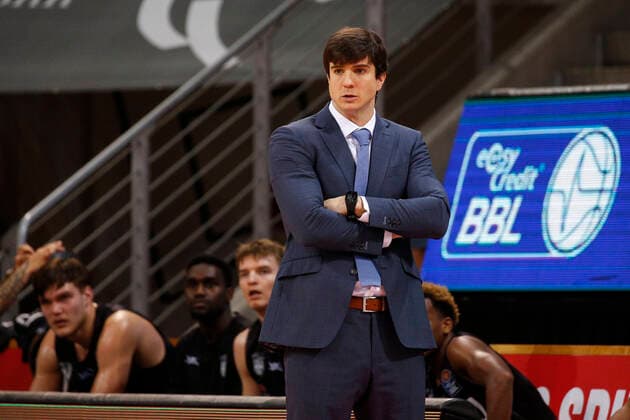 BBL easyCredit Basketball Bundesliga Season 2020 2021 4 Matchday on Thursday, 03 December 2020 at Telekom Dome Telekom Baskets Bonn Hamburg Towers Headcoach Pedro Calles Towers Telekom Baskets Bonn Hamburg Towers