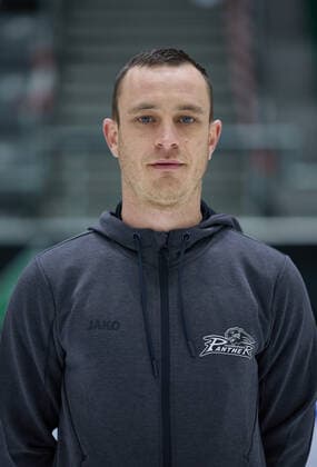 Oliver Rönsch Physiotherapist Augsburg Panther, DEL, portrait date 2020 2021,