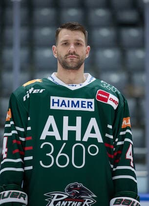 Henry Haase Augsburg Panther 4, DEL, portrait date 2020 2021,